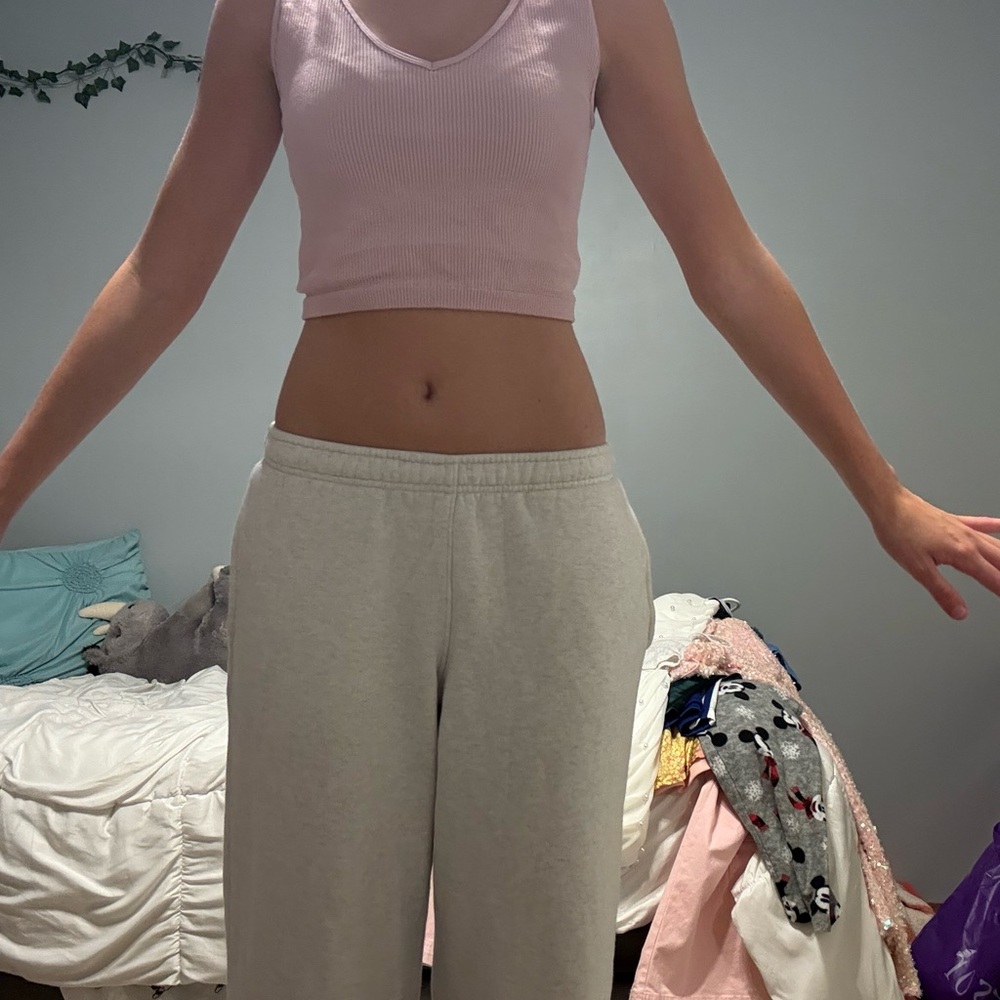 Pink Ribbed Tank Top - Picture 2 of 2